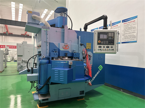 Boosting Productivity with Automated Double Disc Grinding Machine